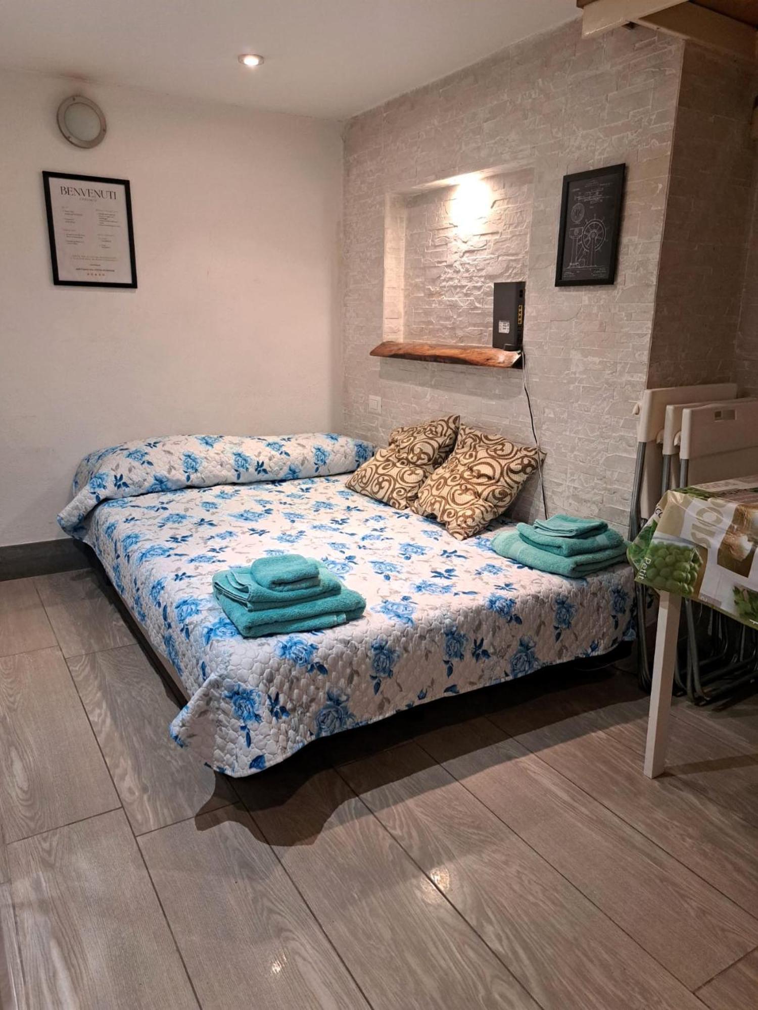 Toledo 27, A Due Passi Da Piazza Del Plebiscito Apartment Napoli Ngoại thất bức ảnh